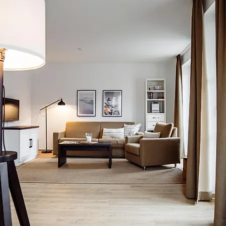 Ostseestern ティメンドルファー・シュトラント